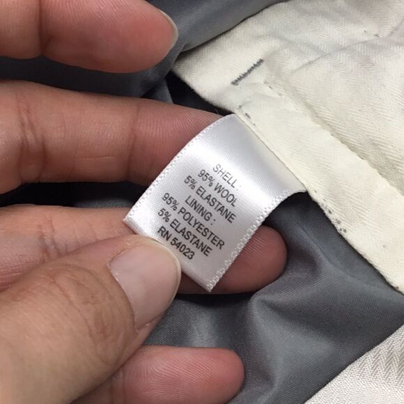 Banana Republic Lightweight Wool Pant (UC8) - Picture 6 of 6